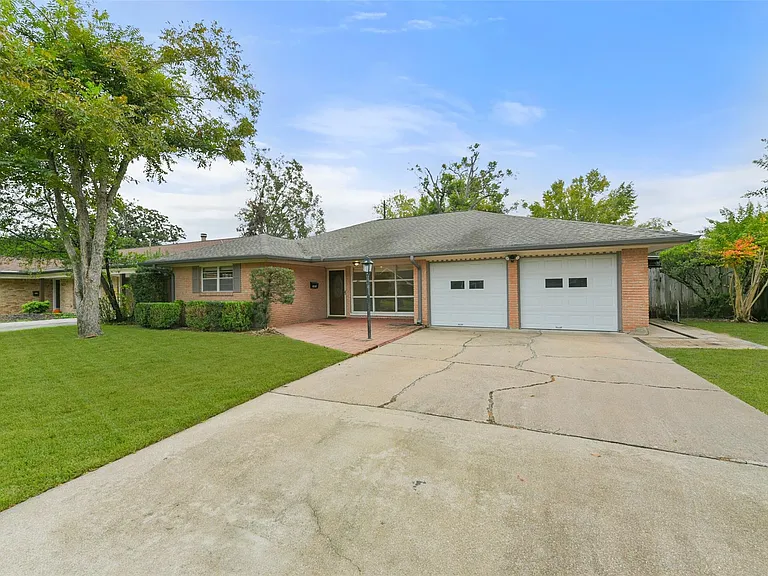 10515 Eddystone Dr — Photo 1