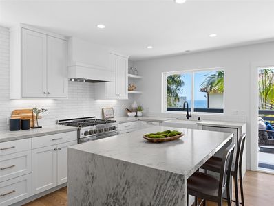 1702 Westminster Dr, Cardiff, CA, 92007