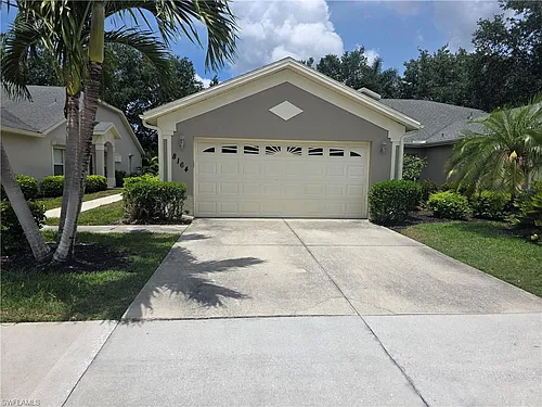 8164 Ibis Cove Cir #B-202 Photo 1