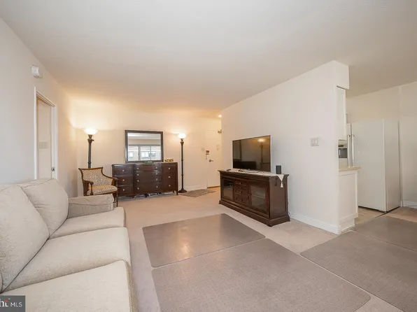 1900 John F Kennedy Boulevard 805 #34-807, Philadelphia, PA 19103