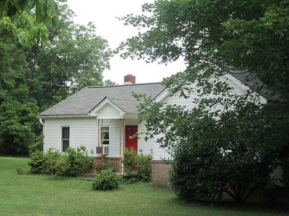 2nd image of 2235 Statesville Blvd