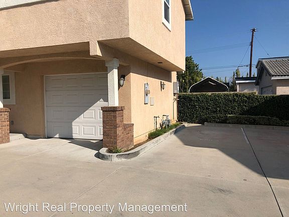 4th image of 658 E Lemon Ave #A