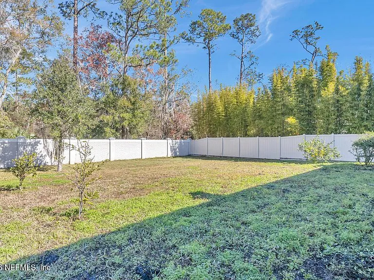 275 Renwick Pkwy — Photo 37