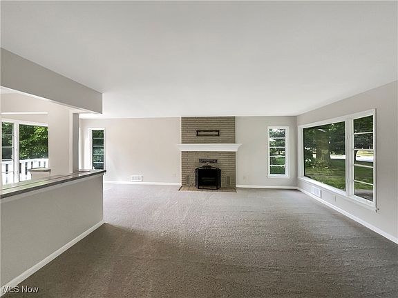 5th image of 204 Brouse Dr