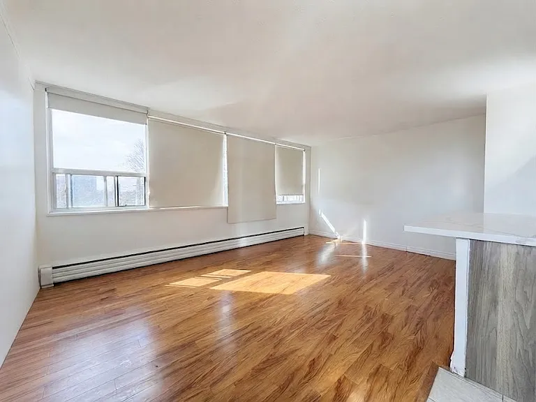 140 Springhurst Ave #41 — Photo 4