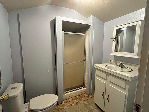 9th image of 232 Portola Ave