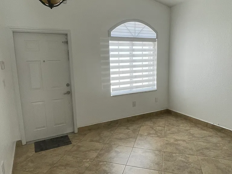 8973 NW 145th St — Photo 9