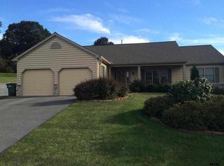 672 Campbell Rd, York, PA 17402