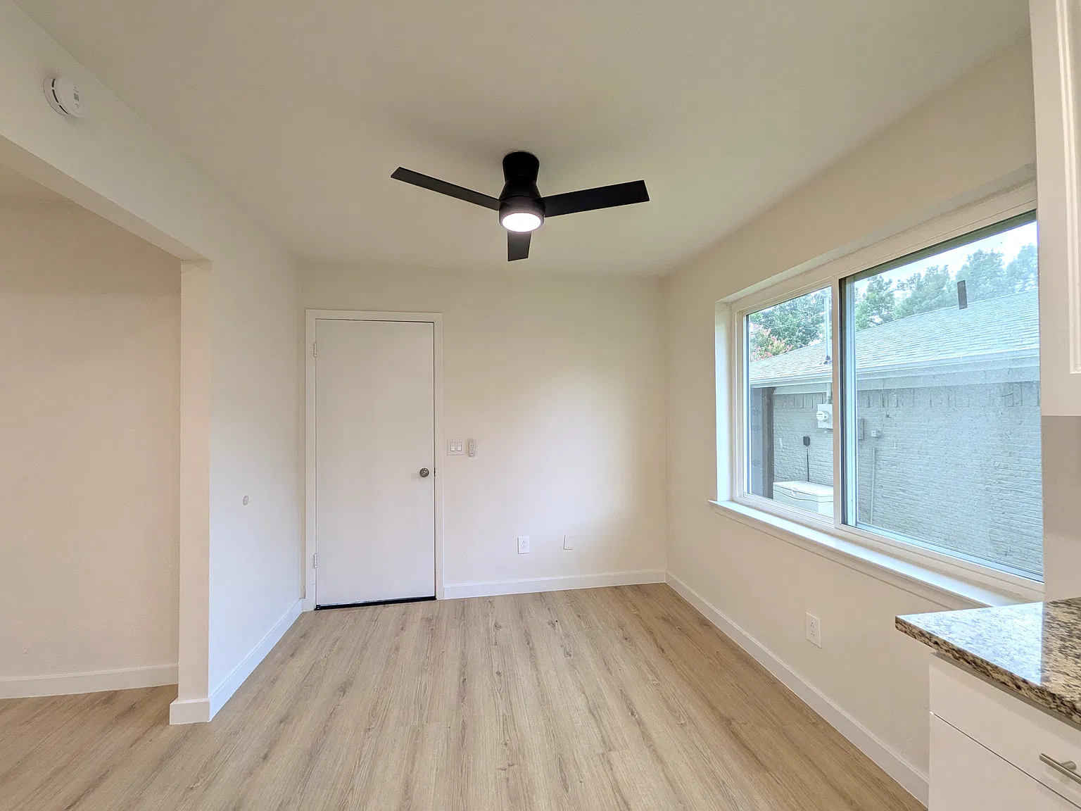 3 bed, 1490 sqft, $2,500 — Photo 3