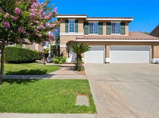 827 La Cadena Ln, Corona, CA 92879