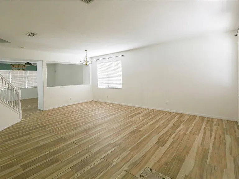 16801 Sunrise Vista Dr — Photo 2