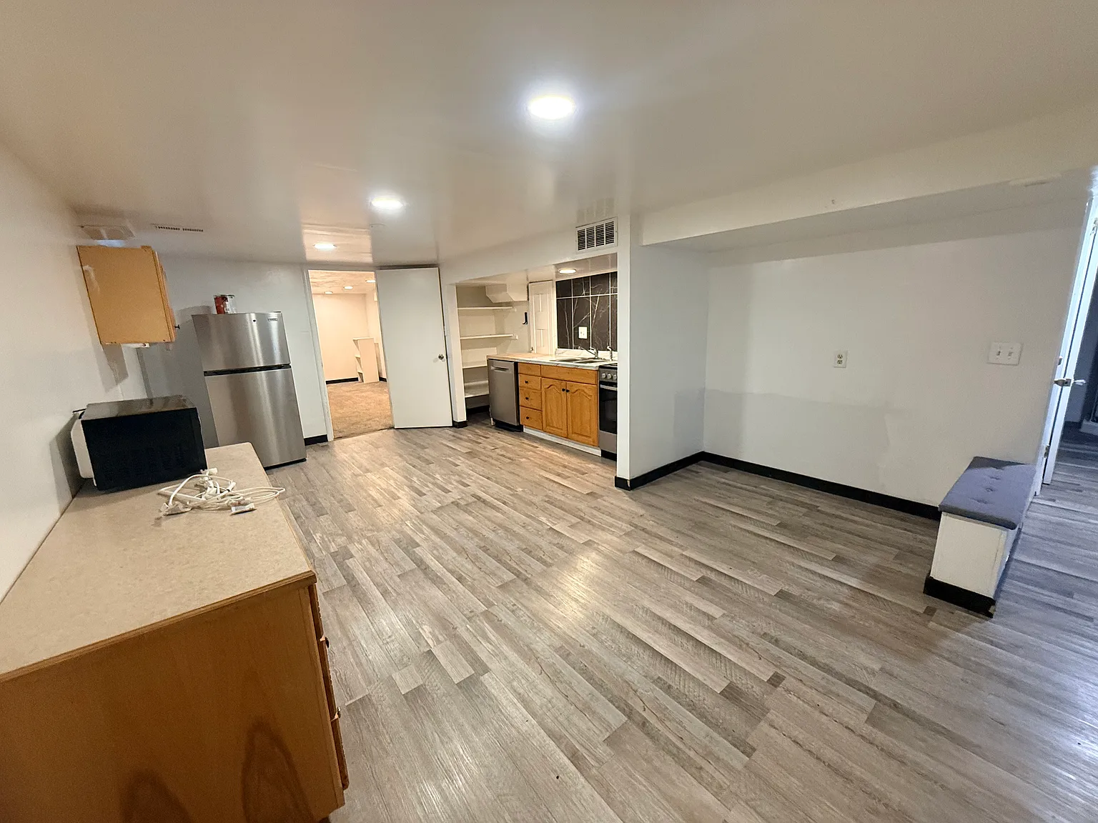 2 bed, 1232 sqft, $1,800 — Photo 3