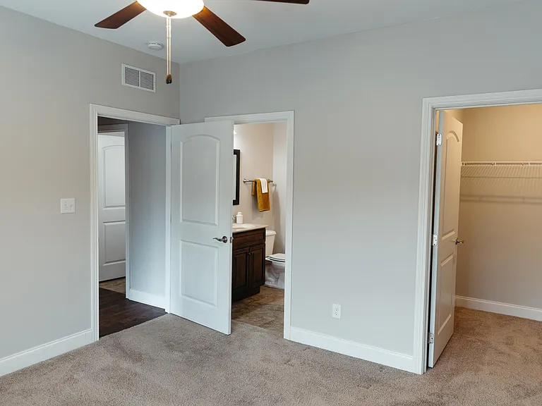 Laurel Ridge — Photo 32