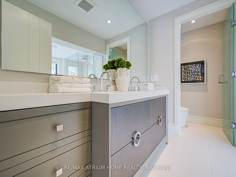 6 Hillholm Rd — Photo 17