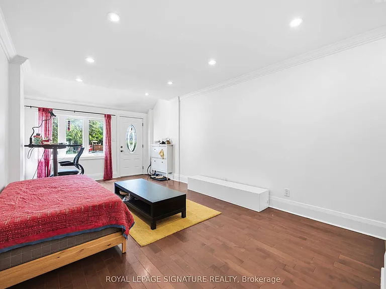 150 Elmer Ave — Photo 8