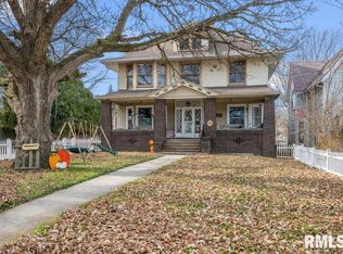 419 S Chestnut St, Kewanee, IL 61443
