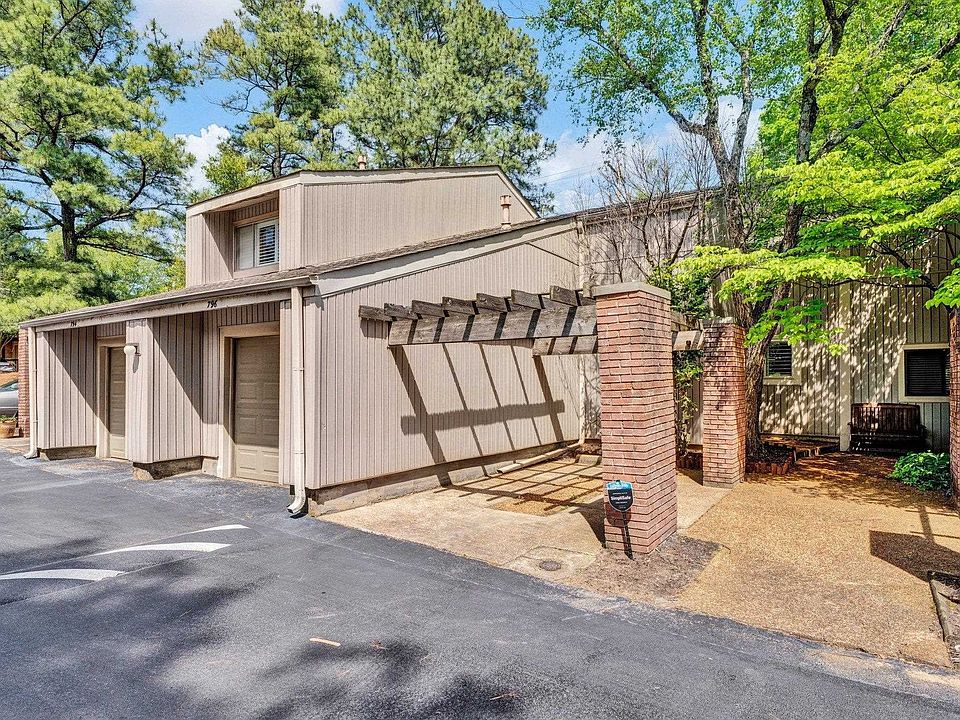 1st image of 796 Thistledown Dr #1403