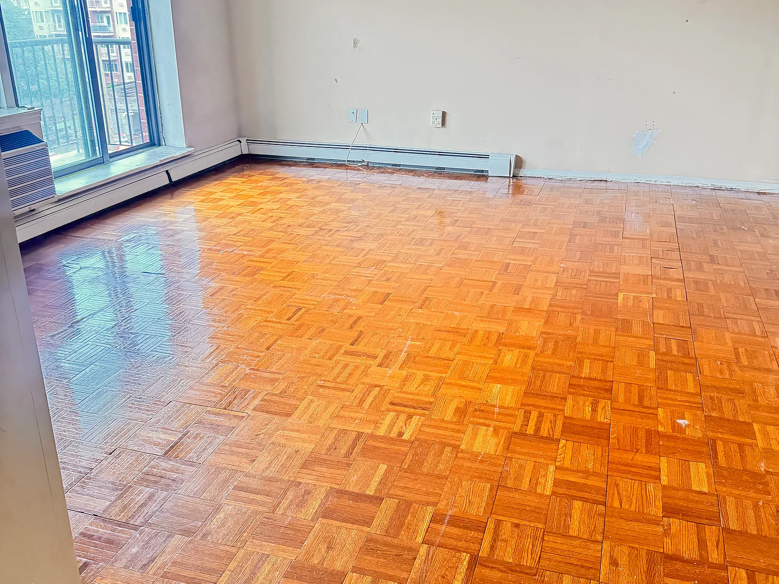 Studio, 600 sqft, $2,150 — Photo 3
