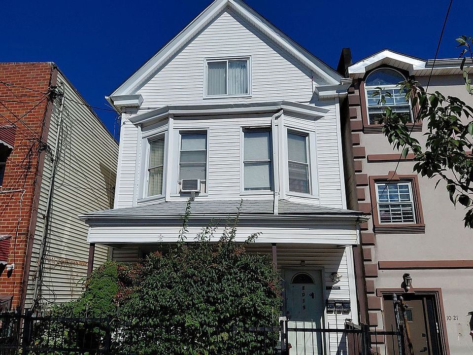 1st image of 1019 E 217th St