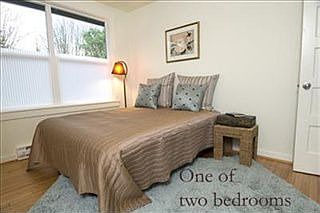 4th image of 1574 Parkview Dr NE #3