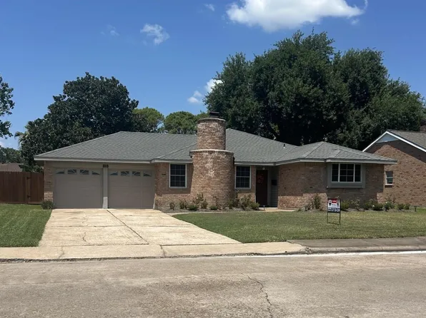 1115 Reseda Dr, Houston, TX 77062