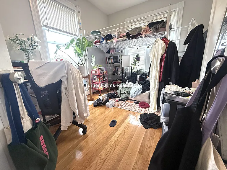 2 Ivaloo St #B6 — Photo 8