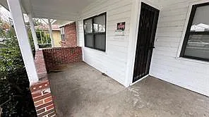 Picture 2 - 3527 S Ewing Ave