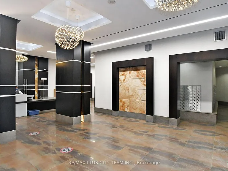 18 Yonge St #2904 — Photo 30