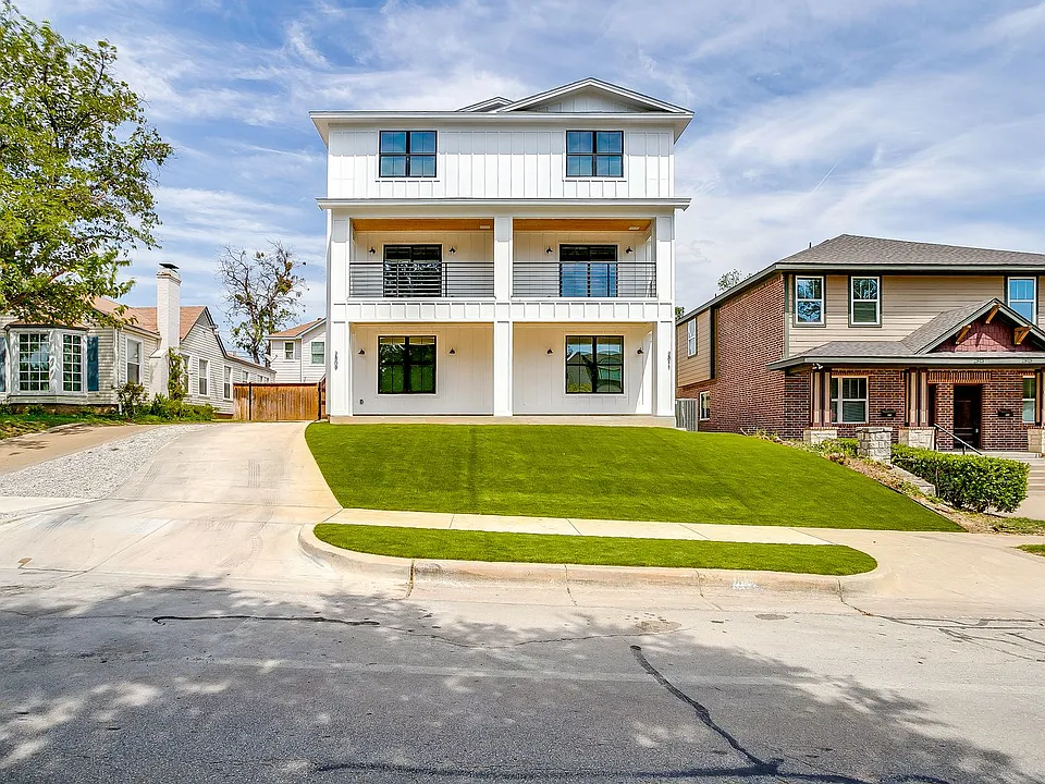 2811 Addison Park Ln #2811