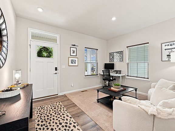 3rd image of 17968 Sunbrook Way