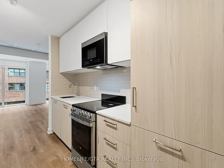 65 Mutual St #309 — Photo 20