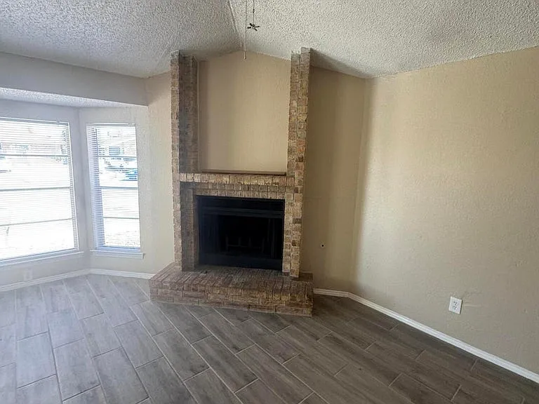 1924 Estrada Dr #1 — Photo 7