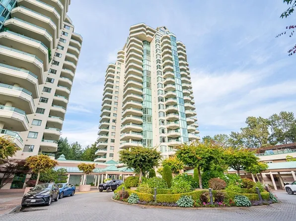 338 Taylor Way #4A, West Vancouver, BC V7T 2Y1
