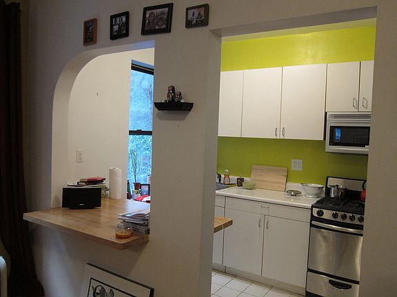 2nd image of 65 Morton St APT 2I