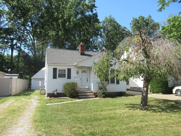 29107 Fuller Ave, Wickliffe, OH 44092