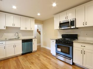 2 Saint James Pl #0, Boston, MA 02119