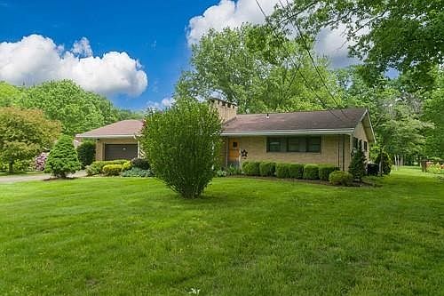 2nd image of 3456 Mayer Dr