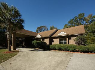 126 Stratford Dr, Goose Creek, SC 29445