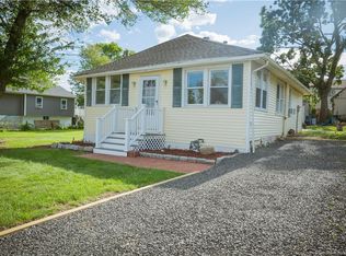 42 Henry St, East Haven, CT 06512