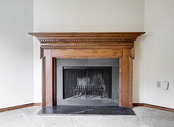 3rd image of 71 Dehaven Dr