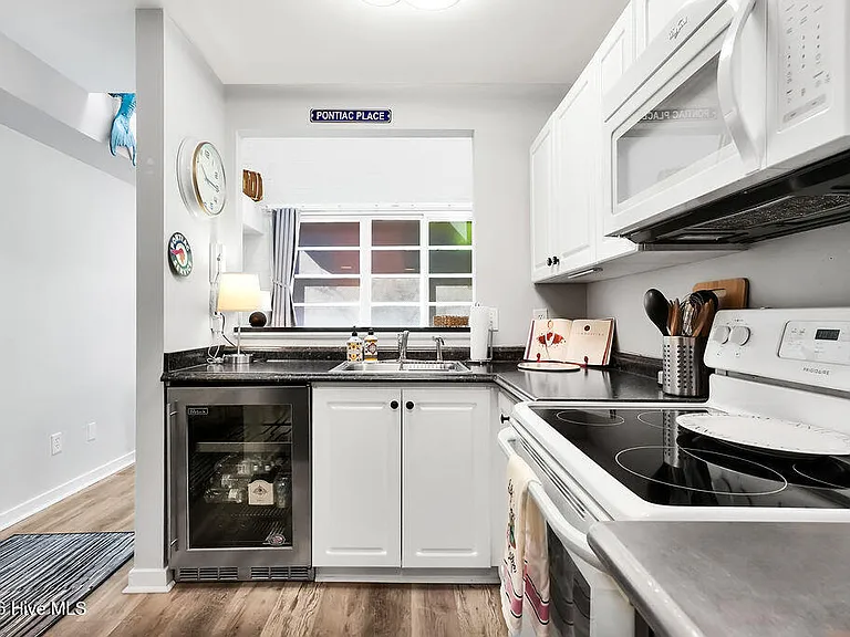 311 N 2nd St #G — Photo 10