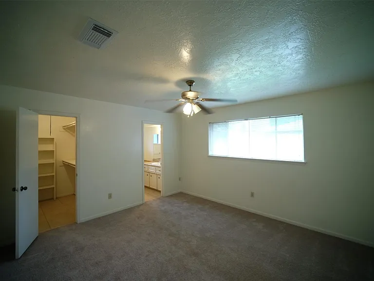 12403 Bexley Dr — Photo 12