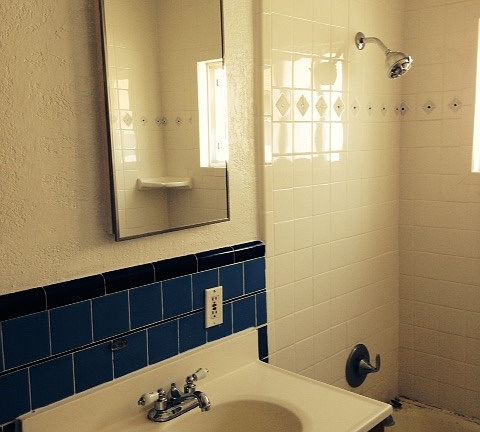 3rd image of 1510 Crenshaw Blvd Ste C