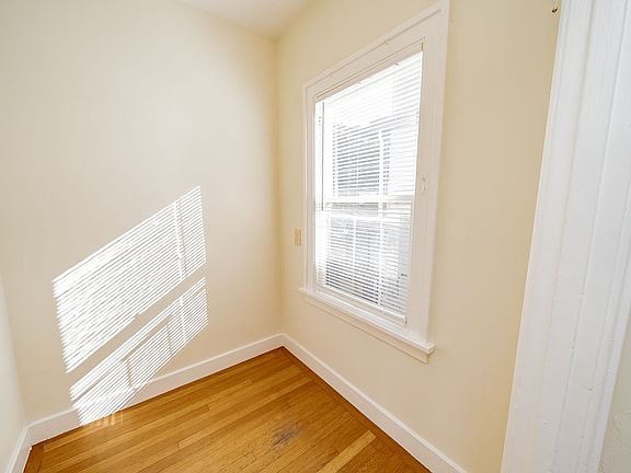 5th image of 718 Walker Ave #716