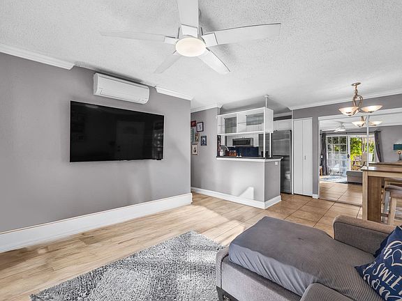 5th image of 160 Keonekai Rd APT 11-104