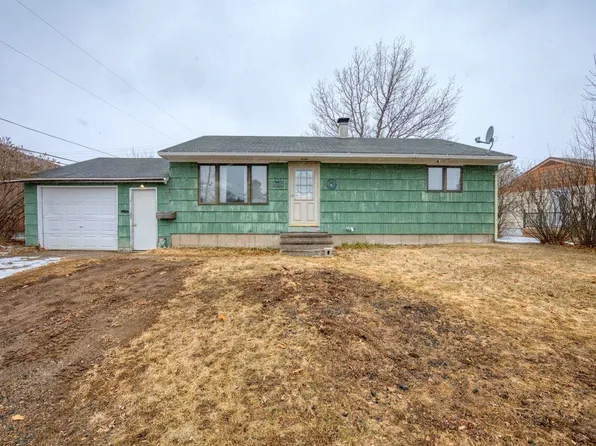 226 Suffolk Dr, Hoyt Lakes, MN 55750