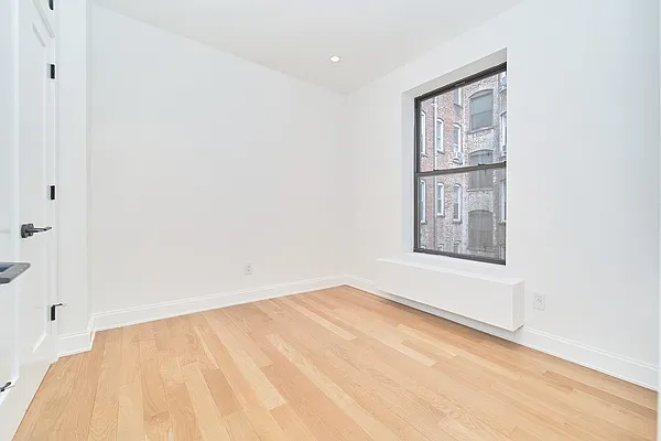 Rented by Living New York | media 11