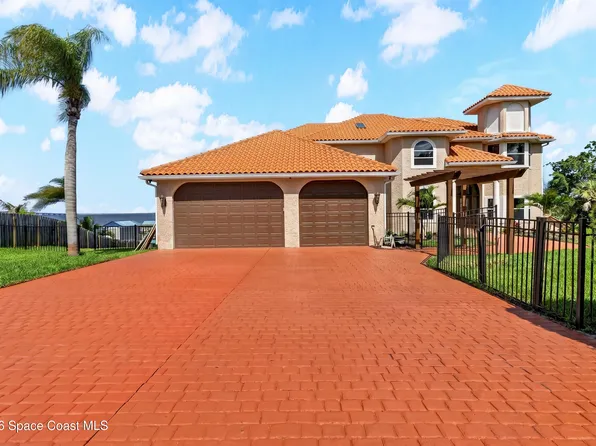 6715 Riveredge Dr, Titusville, FL 32780