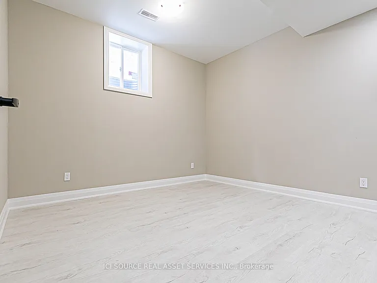 747 Langford Blvd #B — Photo 8
