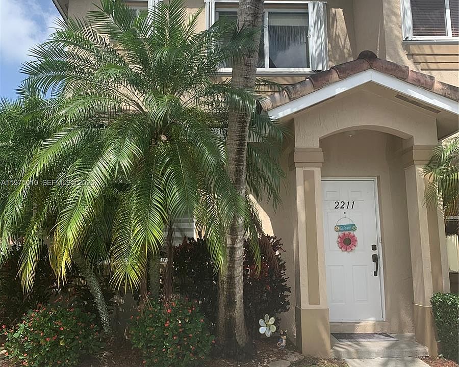 1st image of 2211 SE 23rd Rd #2211